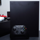 Imagen para el artículo titulado Xbox One X, análisis: la consola de videojuegos más potente del mundo solo tiene un problema